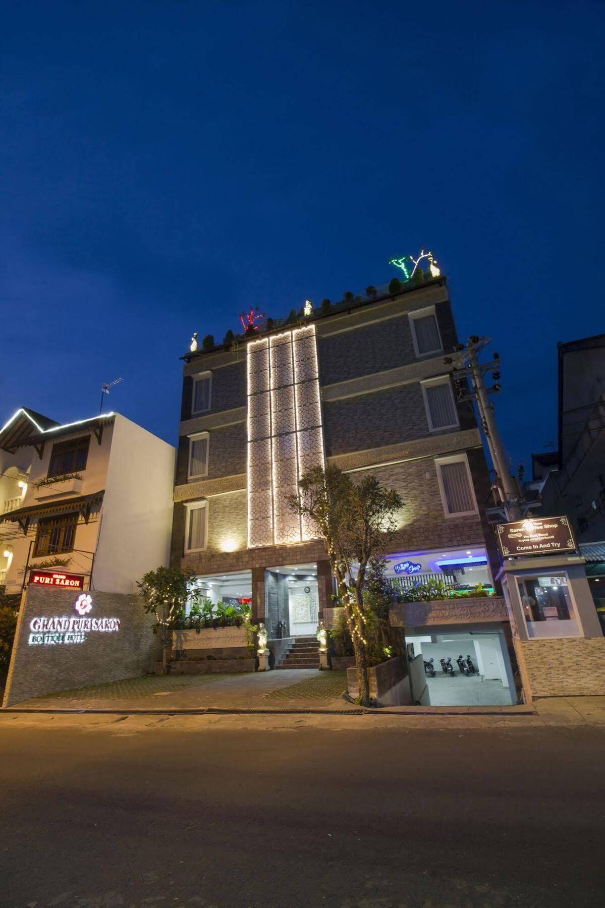 Grand Puri Saron Hotel Malioboro Yogyakarta Luaran gambar