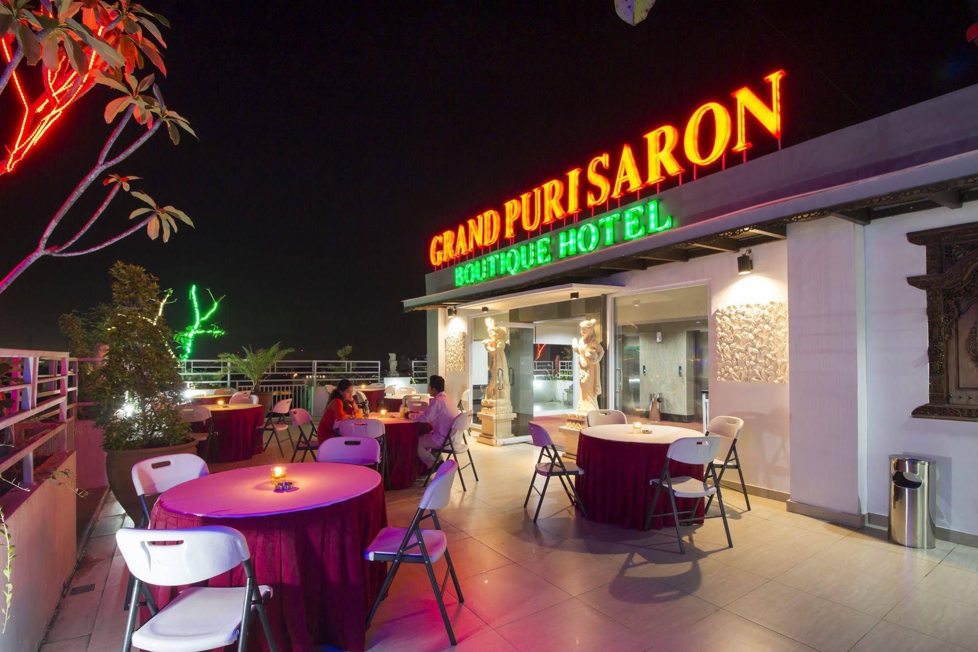 Grand Puri Saron Hotel Malioboro Yogyakarta Luaran gambar